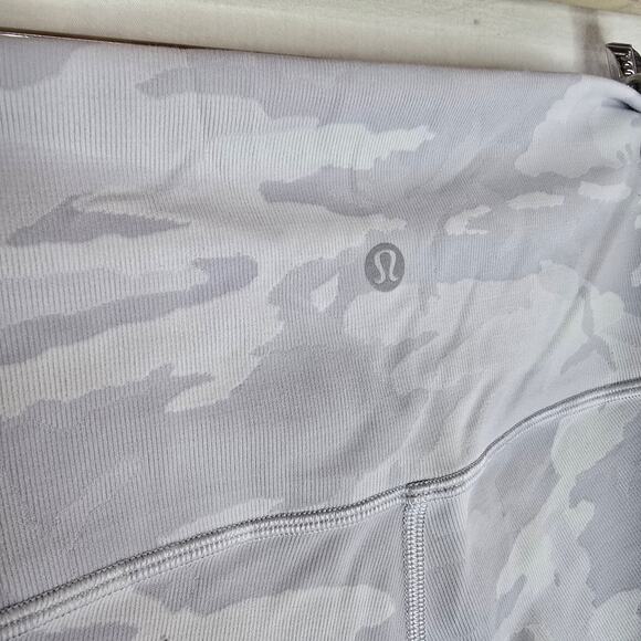 Lululemon Wunder Under Crop High-Rise Luxtreme 21" Size 8 Light Gray White - Picture 5 of 8